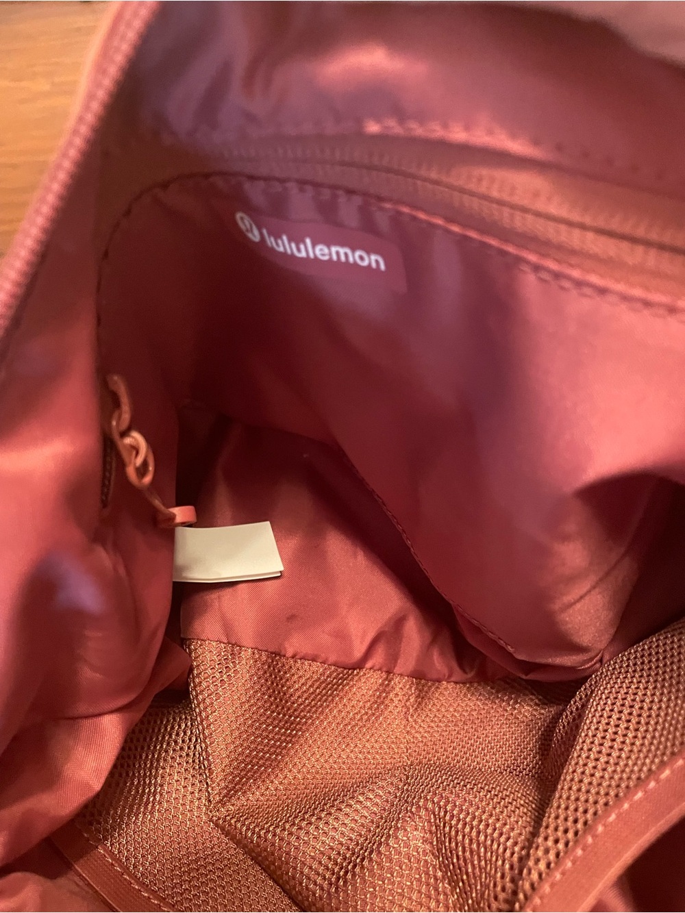 Lululemon Slouchy Sling Bag 6L Dusk - Picture 5 of 5